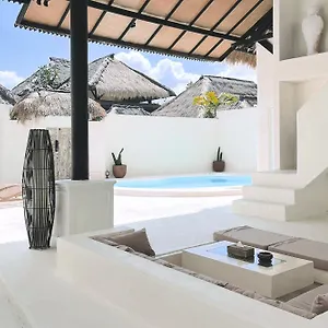 De Malicott Athena Villa